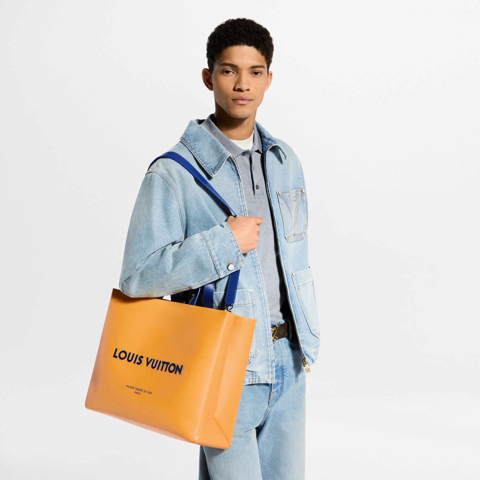 Shopper Tote MM Calf Leather - Men Bags | LOUIS VUITTON